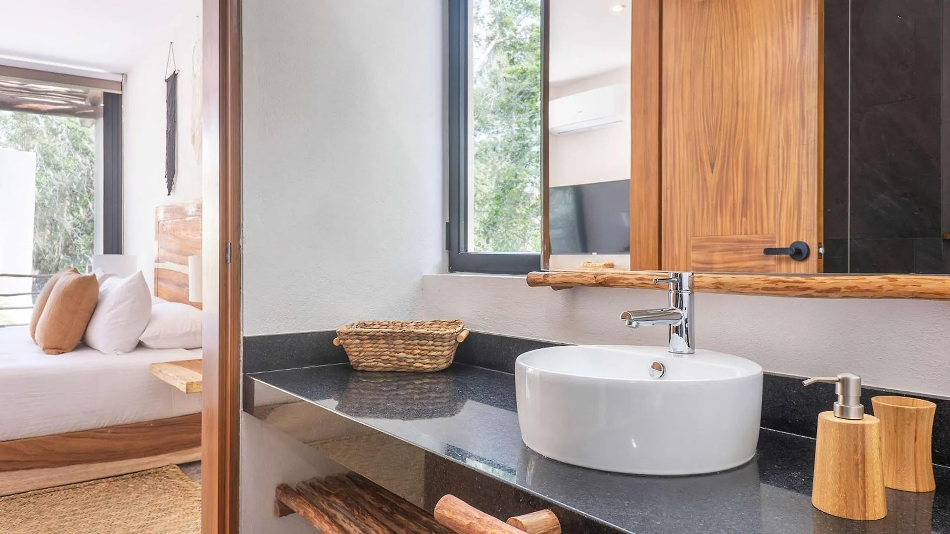 Twin Villas 8Br, Concierge, Gated ,Jacuzzi, Paddle Court Tulum Casa vacanze